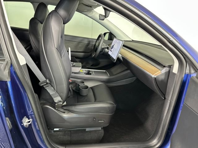 Used 2021 Tesla Model Y Long Range image 27