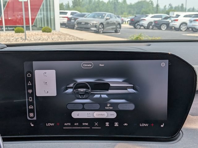 New 2026 Audi Q3 quattro 2.0T w/ 20" Wheel Package AWD/4WD image 26