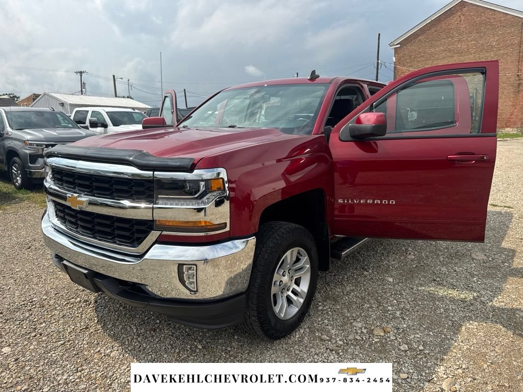 Used 2018 Chevrolet Silverado 1500 LT w/ All Star Edition AWD/4WD image 10