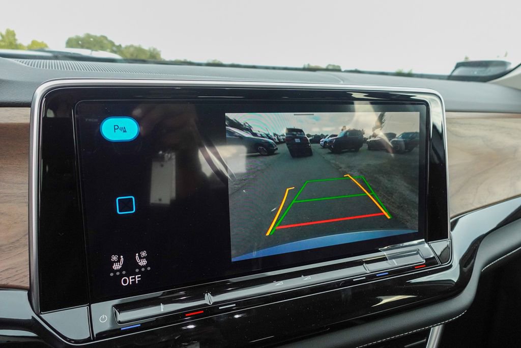 New 2026 Volkswagen Atlas SE image 25