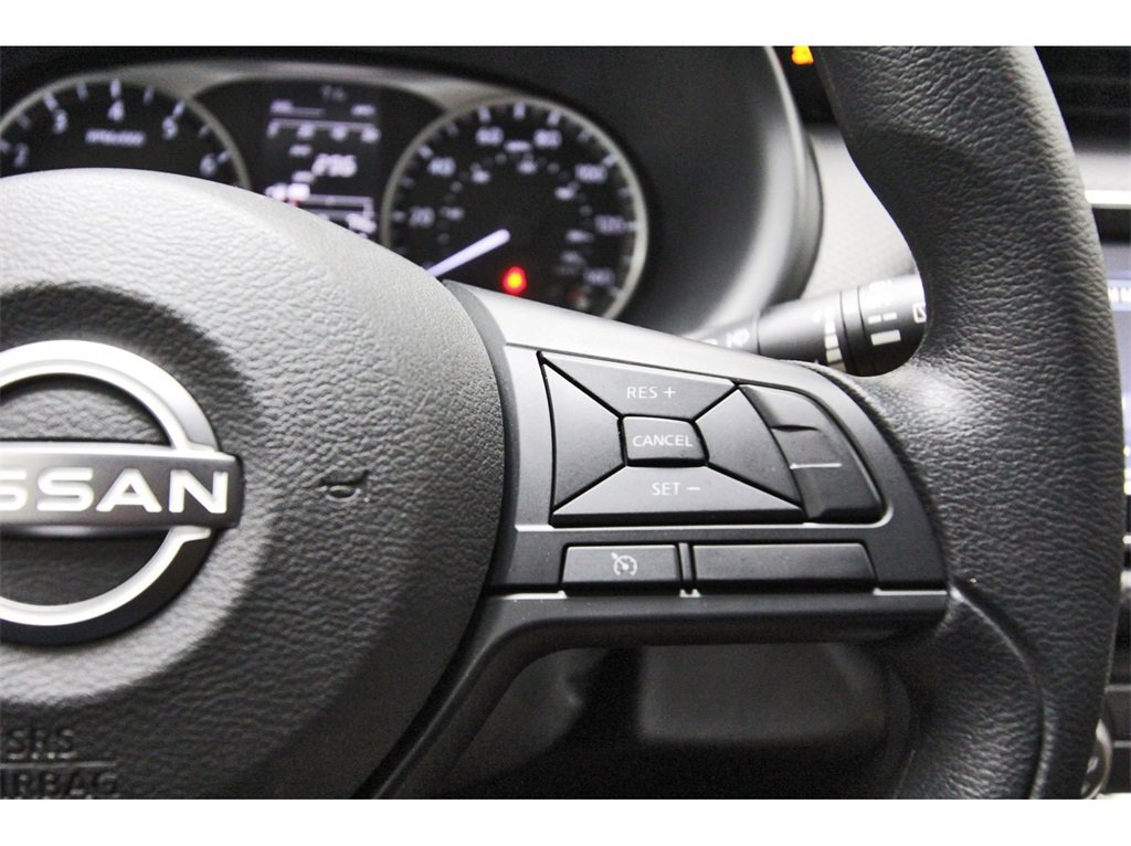 Used 2025 Nissan Kicks Play S image 27