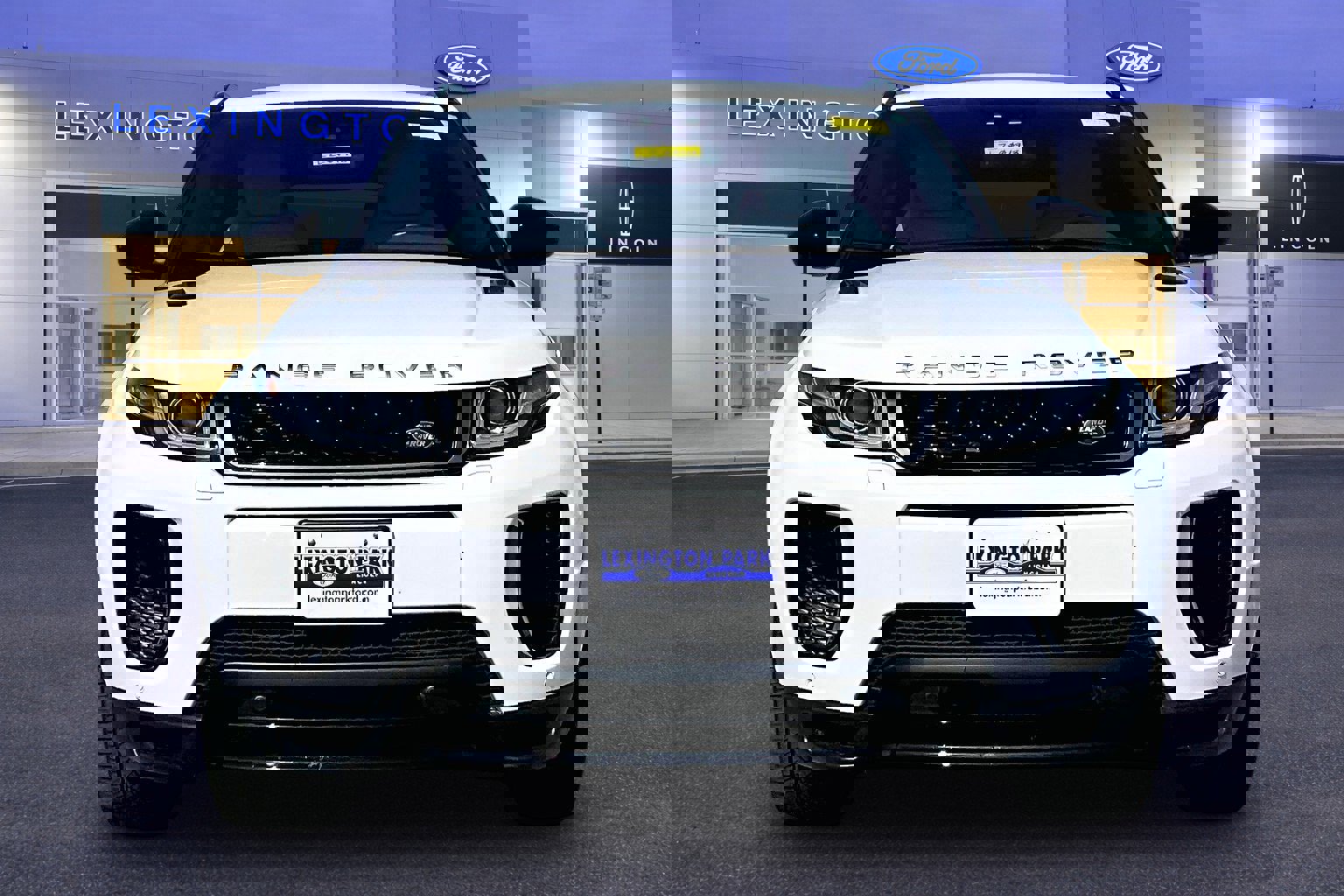 Used 2018 Land Rover Range Rover Evoque HSE Dynamic image 2