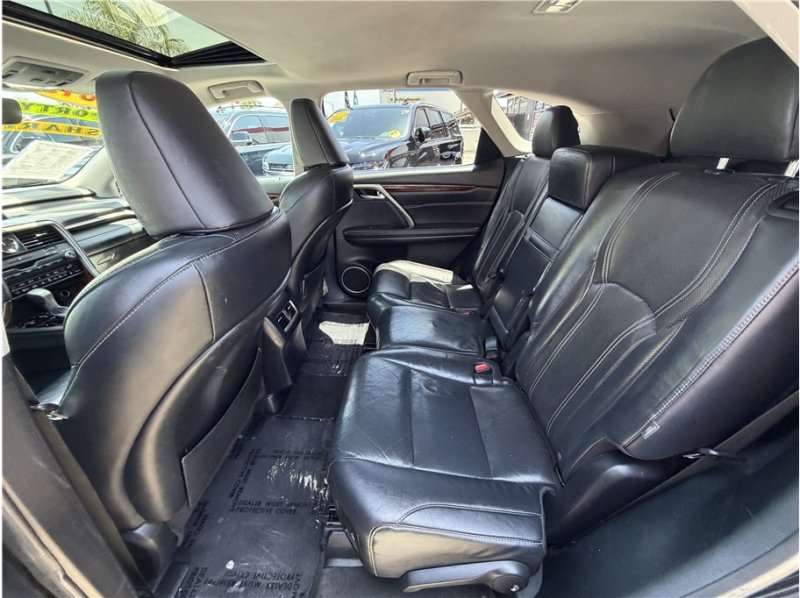 Used 2019 Lexus RX 350L FWD image 22