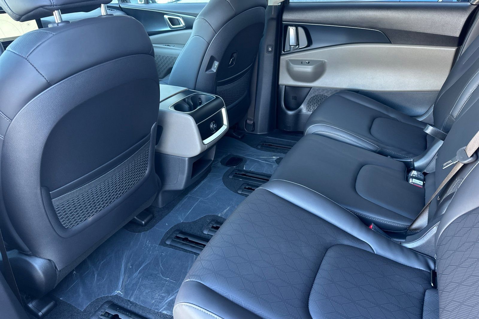 New 2026 Kia Carnival LXS image 12