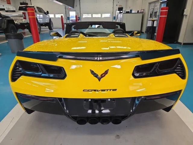 Used 2015 Chevrolet Corvette Stingray Convertible w/ 3LT Preferred Equipment Group RWD image 3