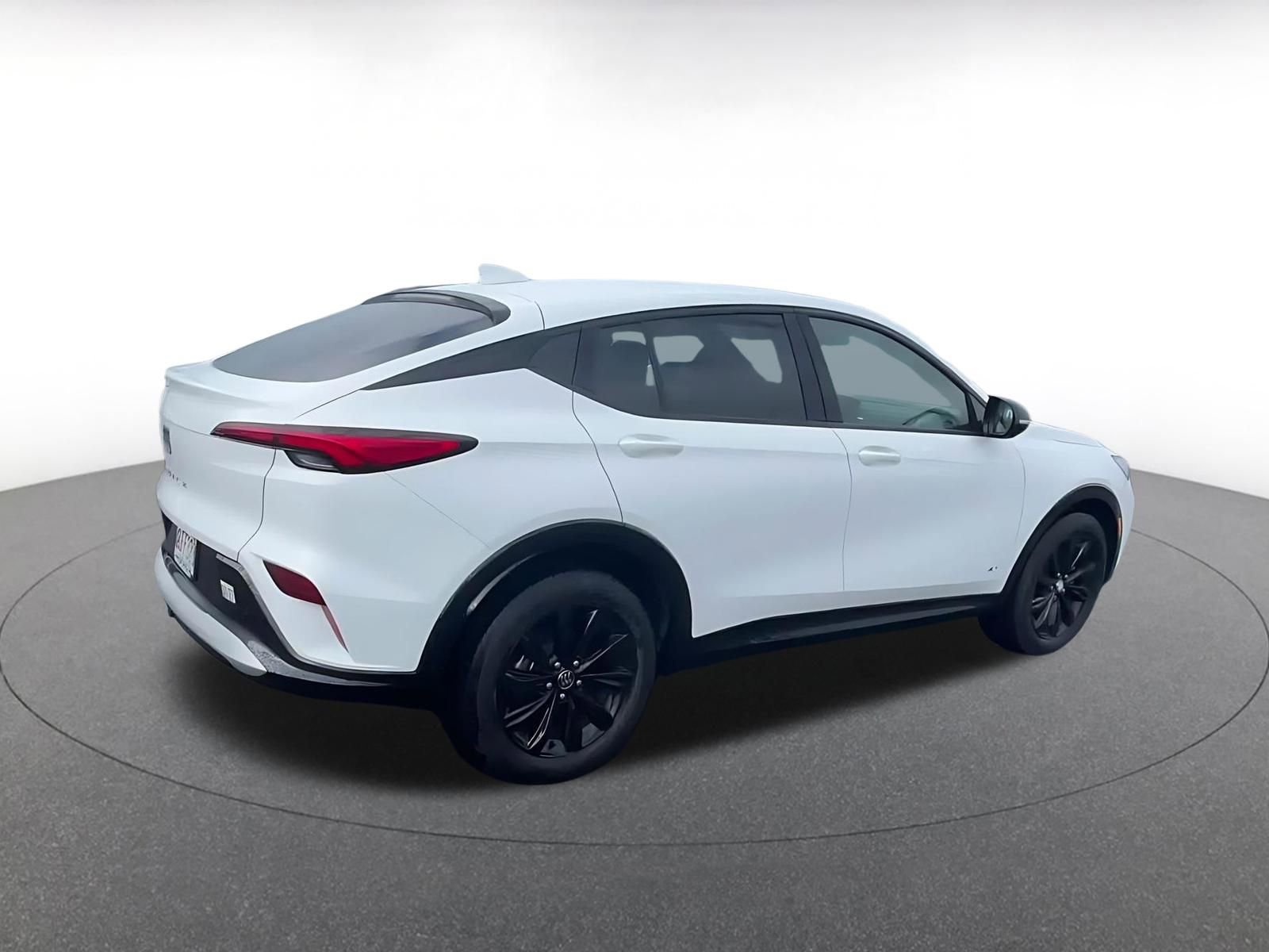 Used 2025 Buick Envista Sport Touring image 14