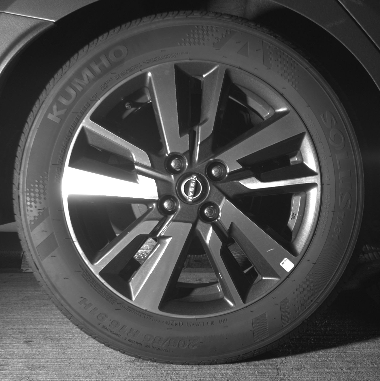 Used 2025 Nissan Versa SV image 15