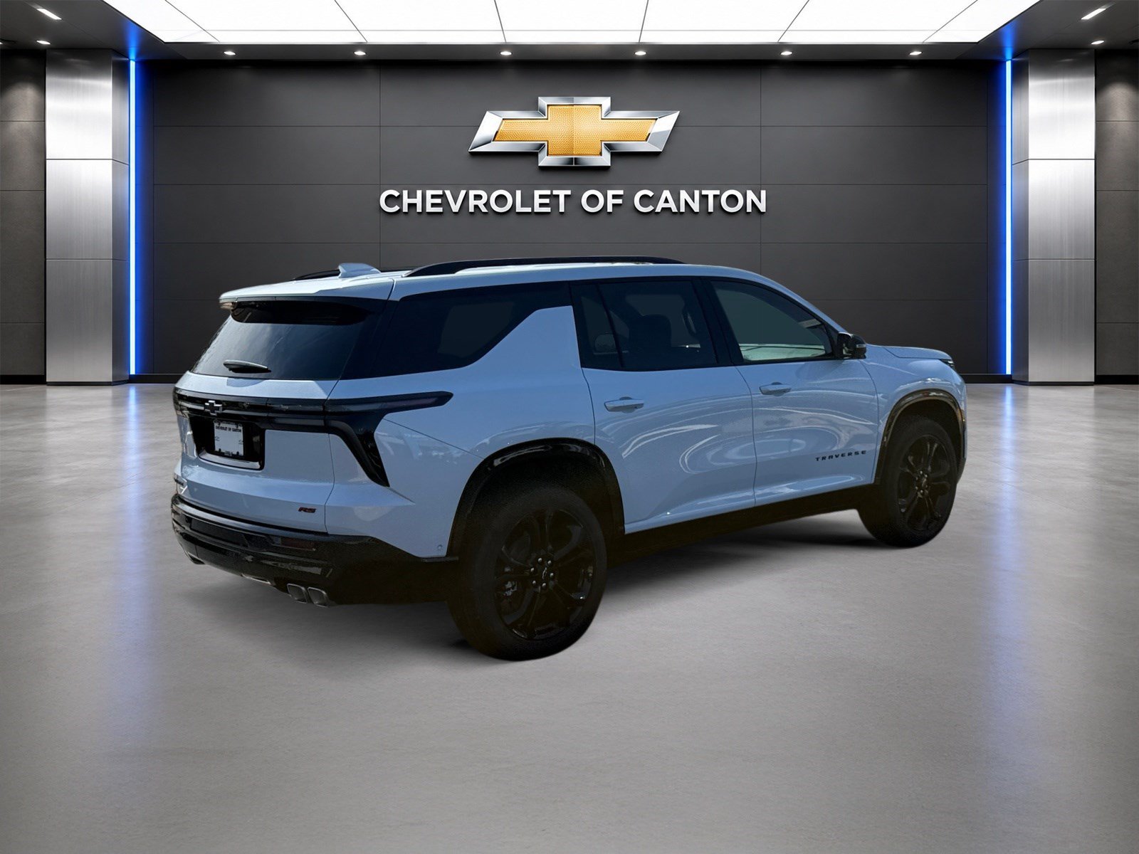 New 2027 Chevrolet Traverse RS w/ LPO, Floor Liner Package FWD image 5