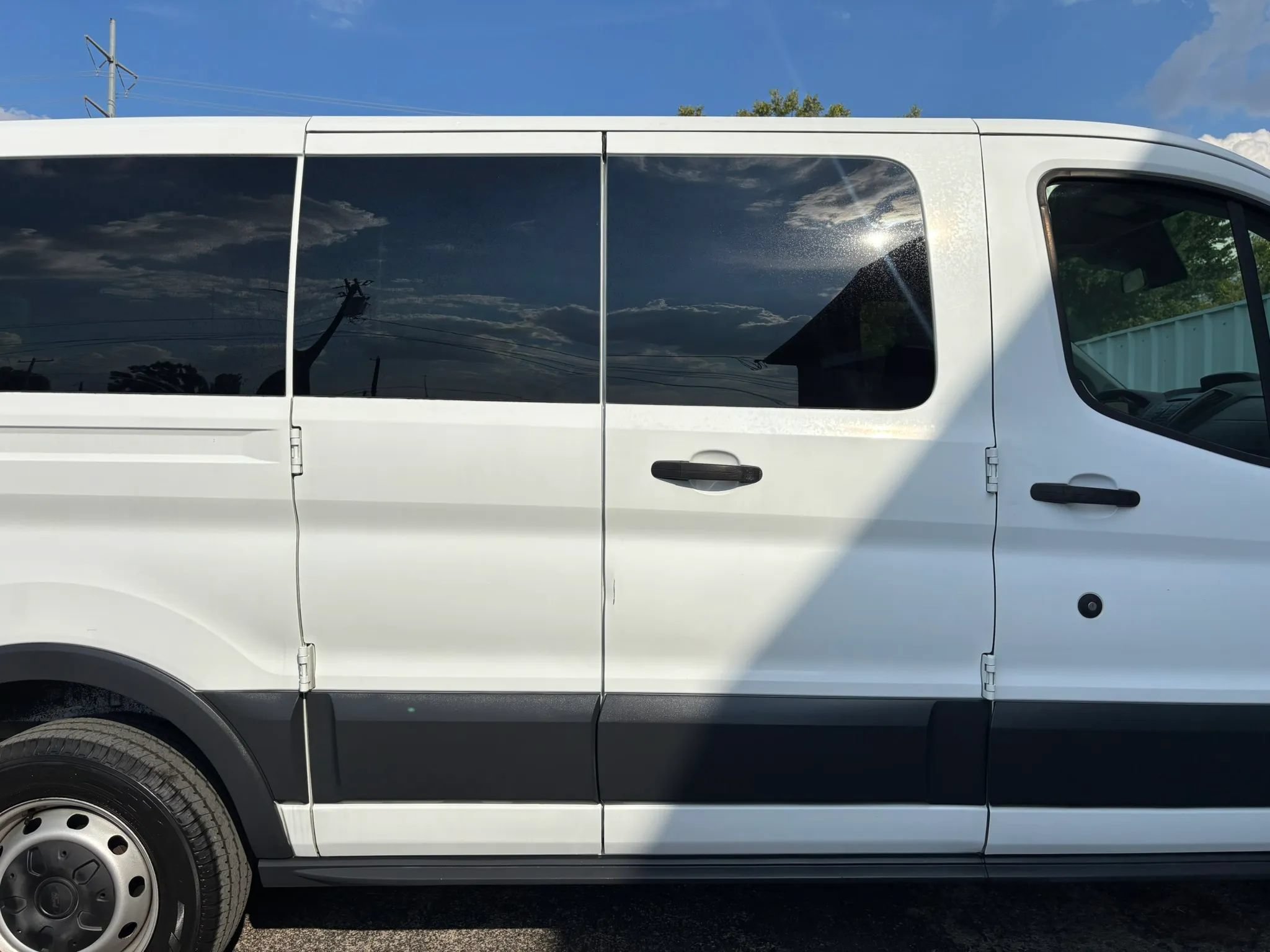 Used 2018 Ford Transit 150 XL RWD image 35