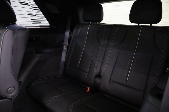 New 2026 Cadillac Vistiq Sport image 28