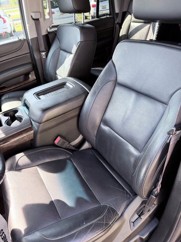Used 2016 Chevrolet Tahoe LT w/ Luxury Package image 10