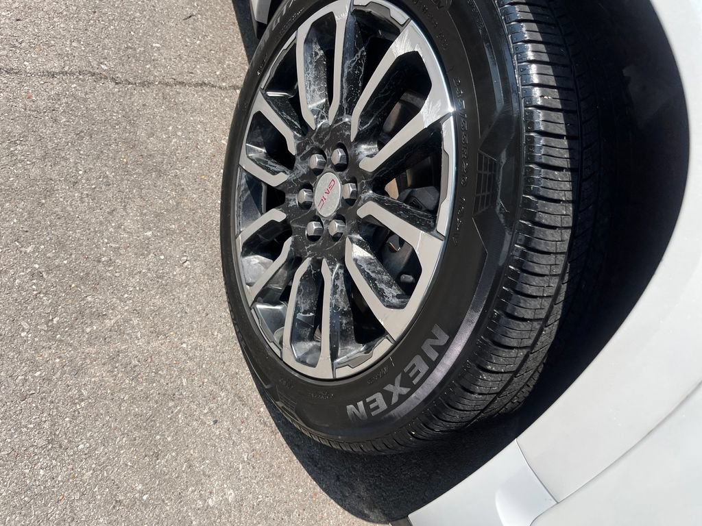 Used 2020 GMC Acadia Denali w/ Trailering Package AWD/4WD image 39