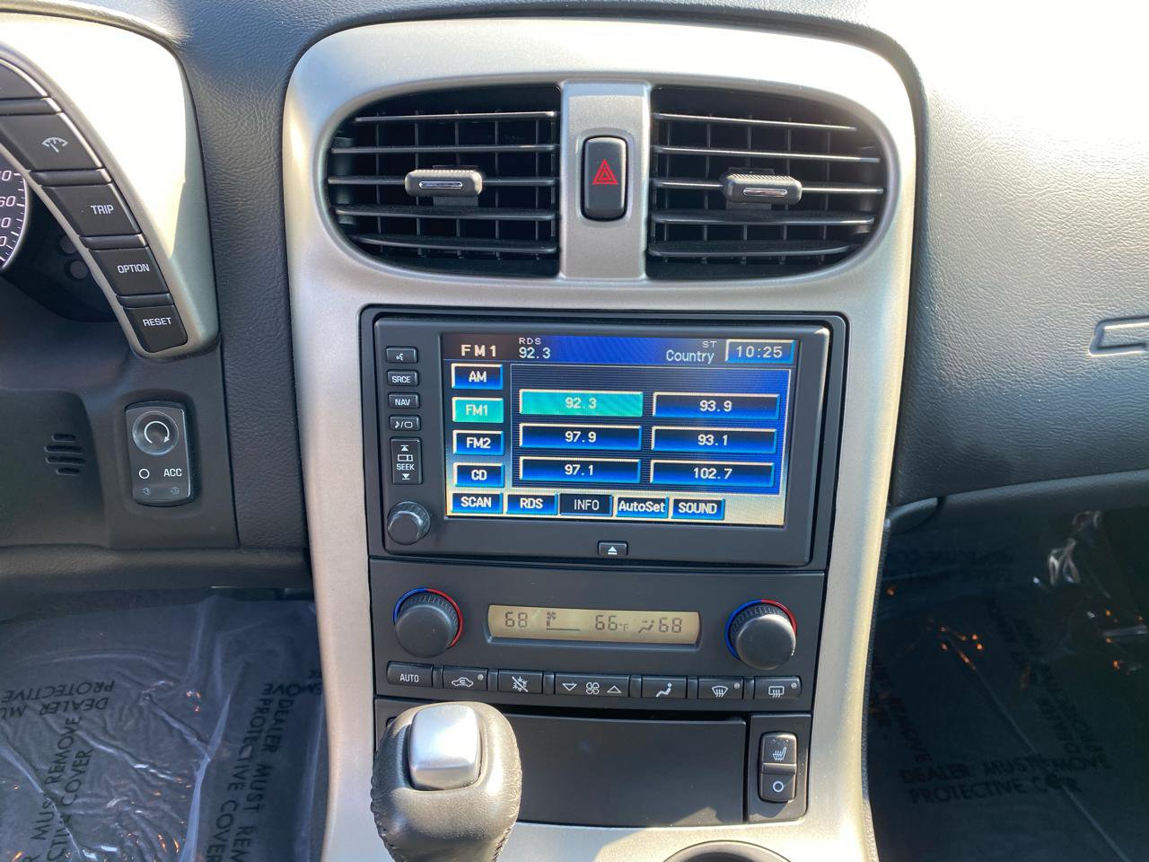 Used 2005 Chevrolet Corvette Convertible w/ Preferred Equipment Group image 35