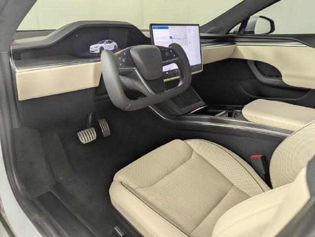 Used 2022 Tesla Model S Plaid AWD/4WD image 11