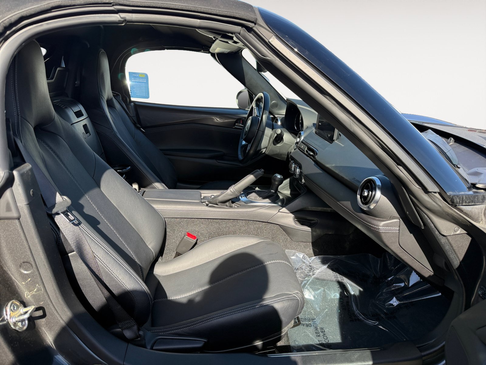 Used 2024 MAZDA MX-5 Miata Grand Touring RWD image 19