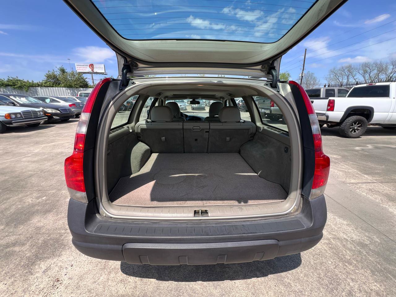 Used 2002 Volvo V70 Cross Country AWD/4WD image 42