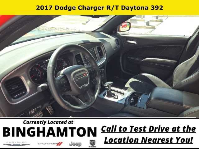 Used 2017 Dodge Charger R/T RWD image 11
