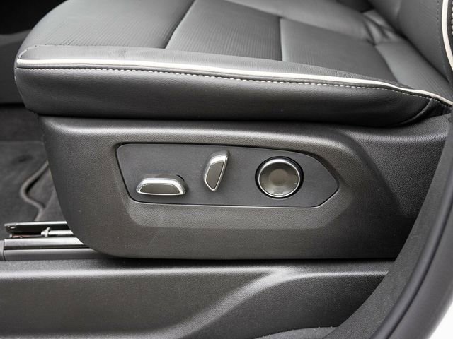 Used 2026 Cadillac Escalade ESV Sport w/ Touring Package image 29