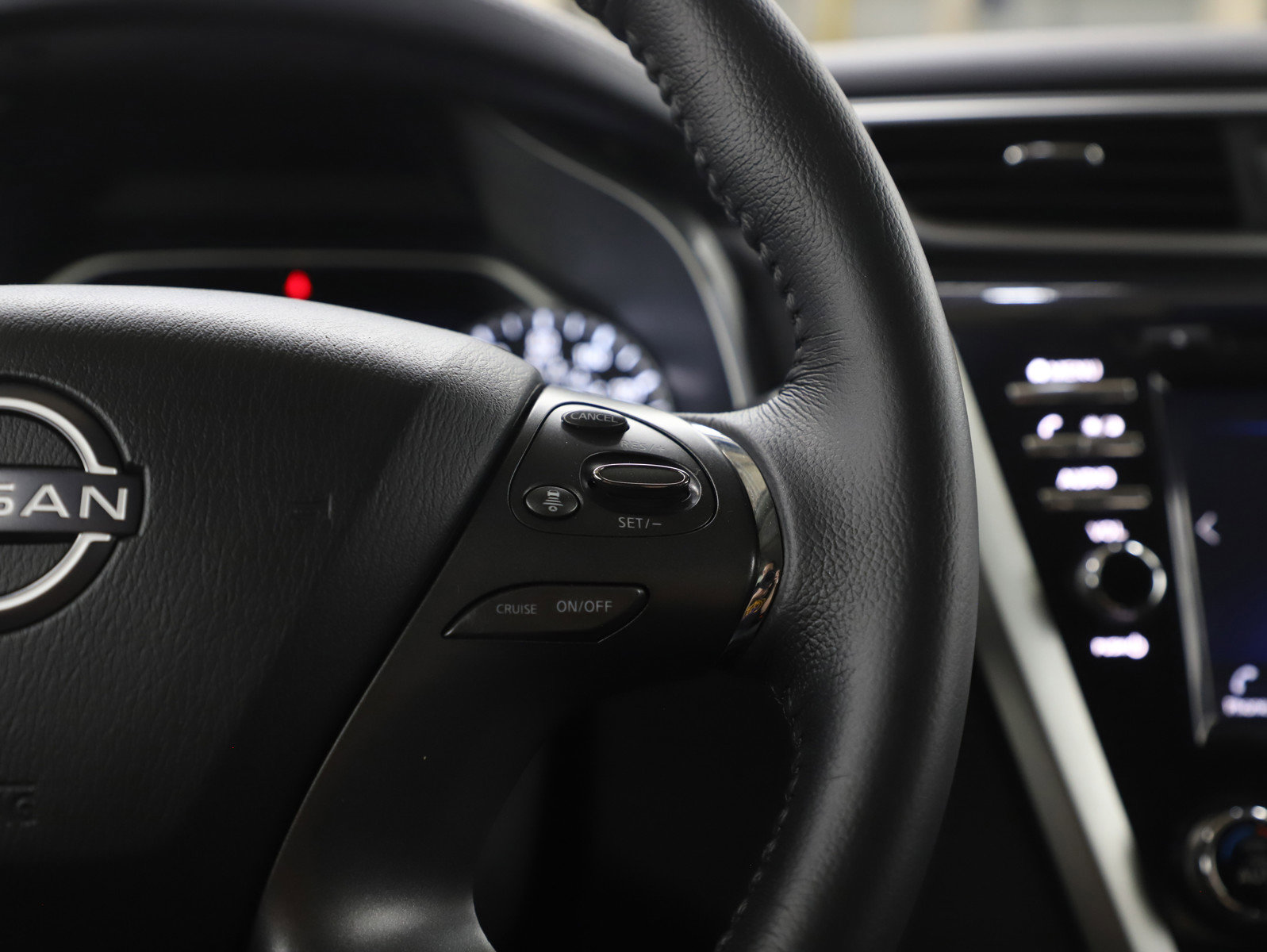 Used 2024 Nissan Murano SV w/ SV Midnight Edition Package AWD/4WD image 27