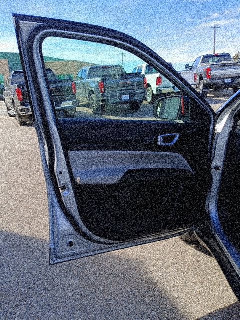 Used 2025 Jeep Compass Limited AWD/4WD image 22