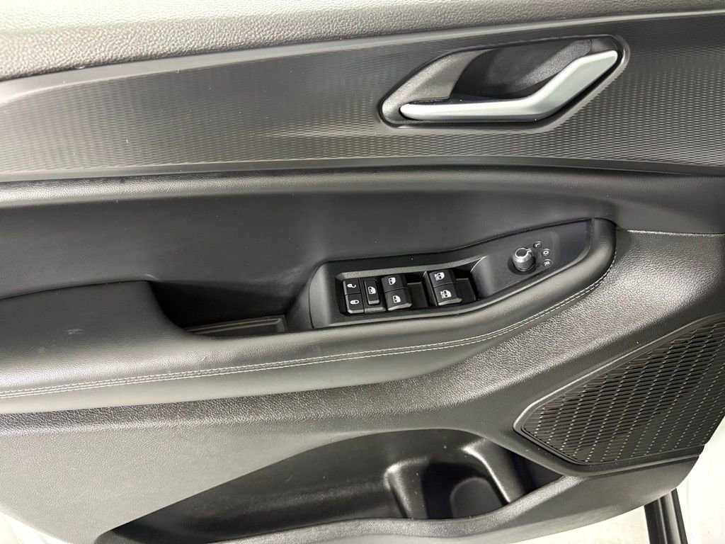 Used 2023 Jeep Grand Cherokee L Laredo AWD/4WD image 22