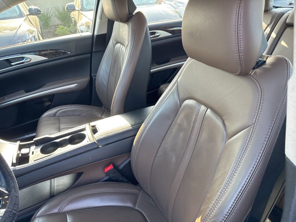 Used 2015 Lincoln MKZ Hybrid w/ Equipment Group 202A Reserve FWD image 6