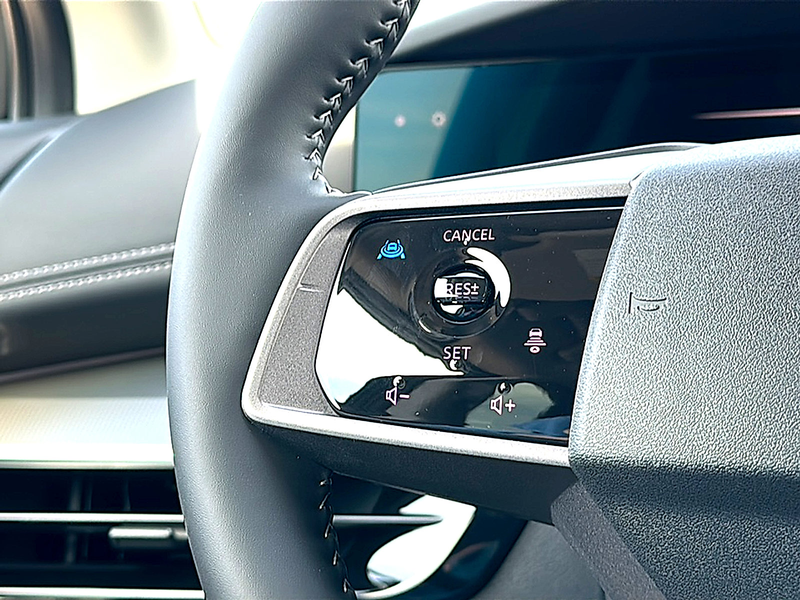 New 2025 Nissan Murano SL image 19