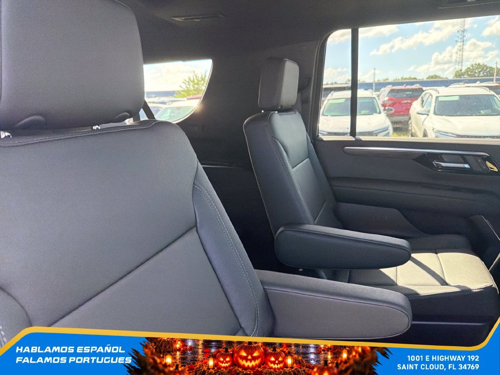 New 2026 Chevrolet Suburban LT w/ Comfort Package AWD/4WD image 32