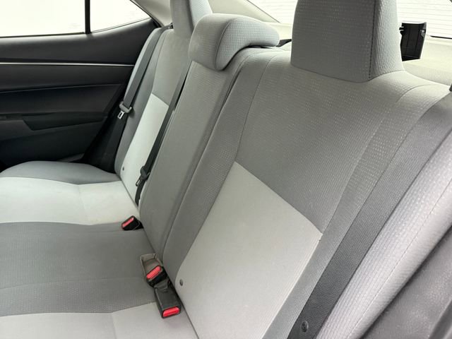 Used 2015 Toyota Corolla L FWD image 10