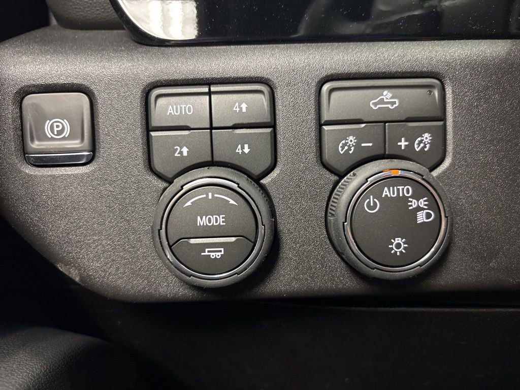 New 2026 Chevrolet Silverado 1500 LT image 24