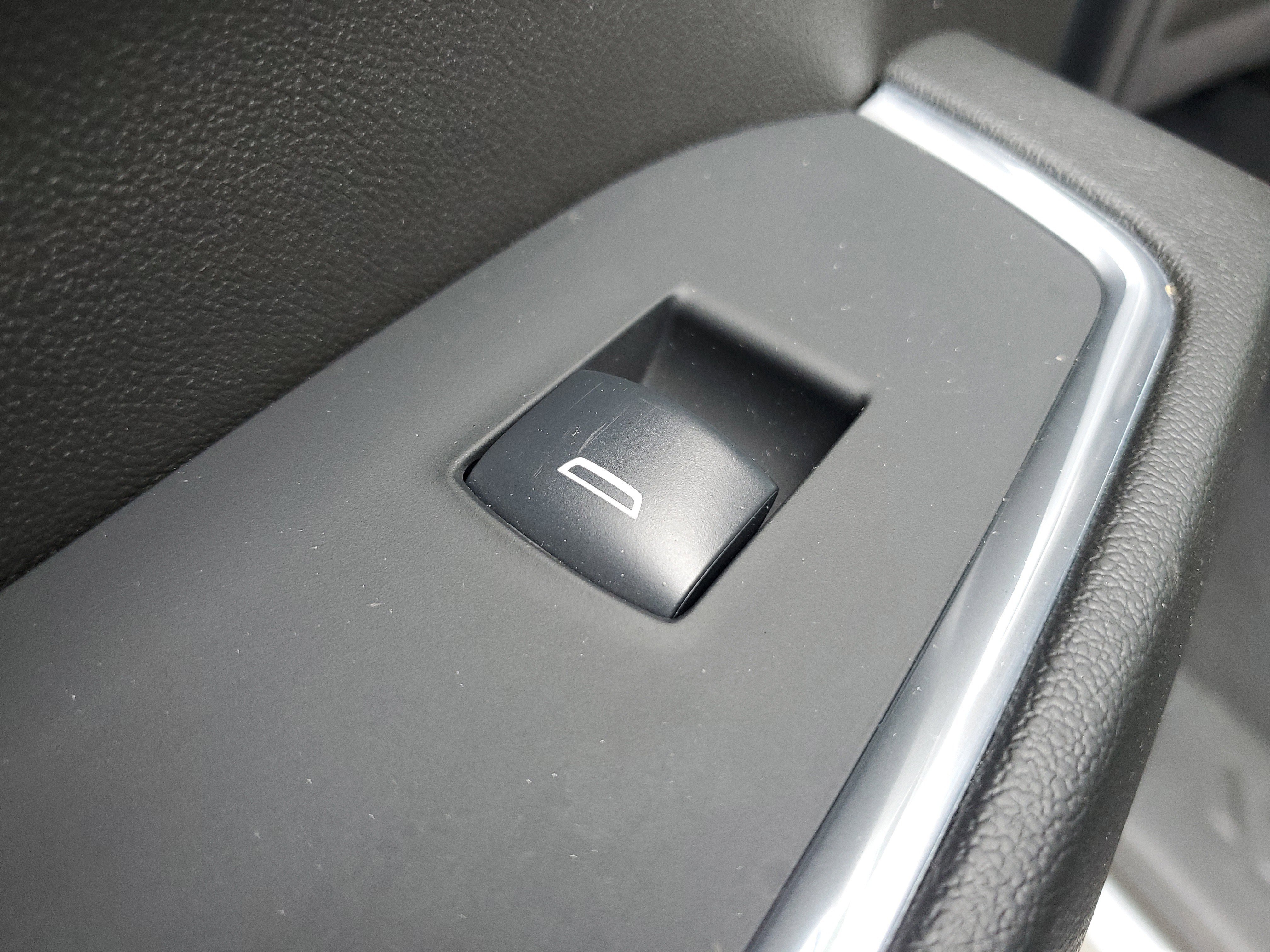 Used 2024 GMC Sierra 1500 SLT image 14