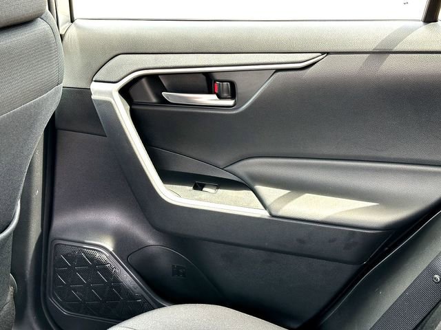 Used 2021 Toyota RAV4 XLE w/ Convenience Package AWD/4WD image 21