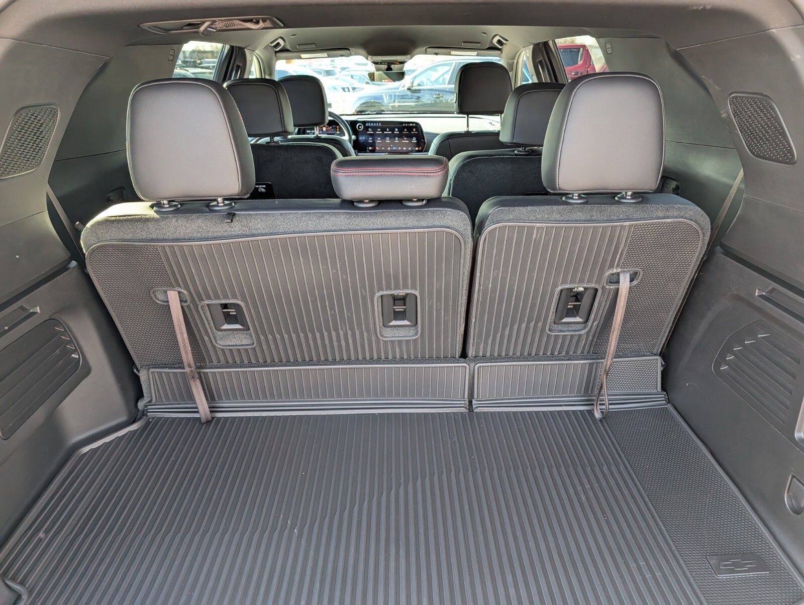 Used 2026 Chevrolet Traverse Z71 w/ Driver Confidence Package AWD/4WD image 22