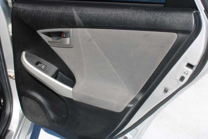 Used 2015 Toyota Prius Three w/ Solar Roof Package FWD image 14