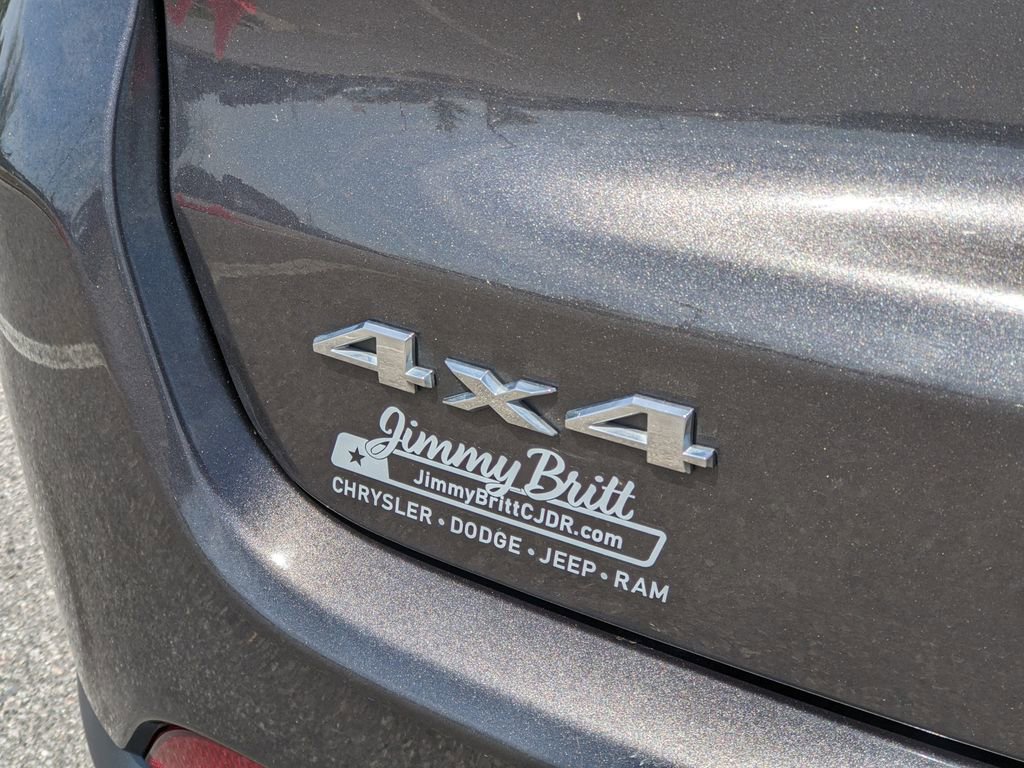 Used 2024 Jeep Compass Latitude AWD/4WD image 20