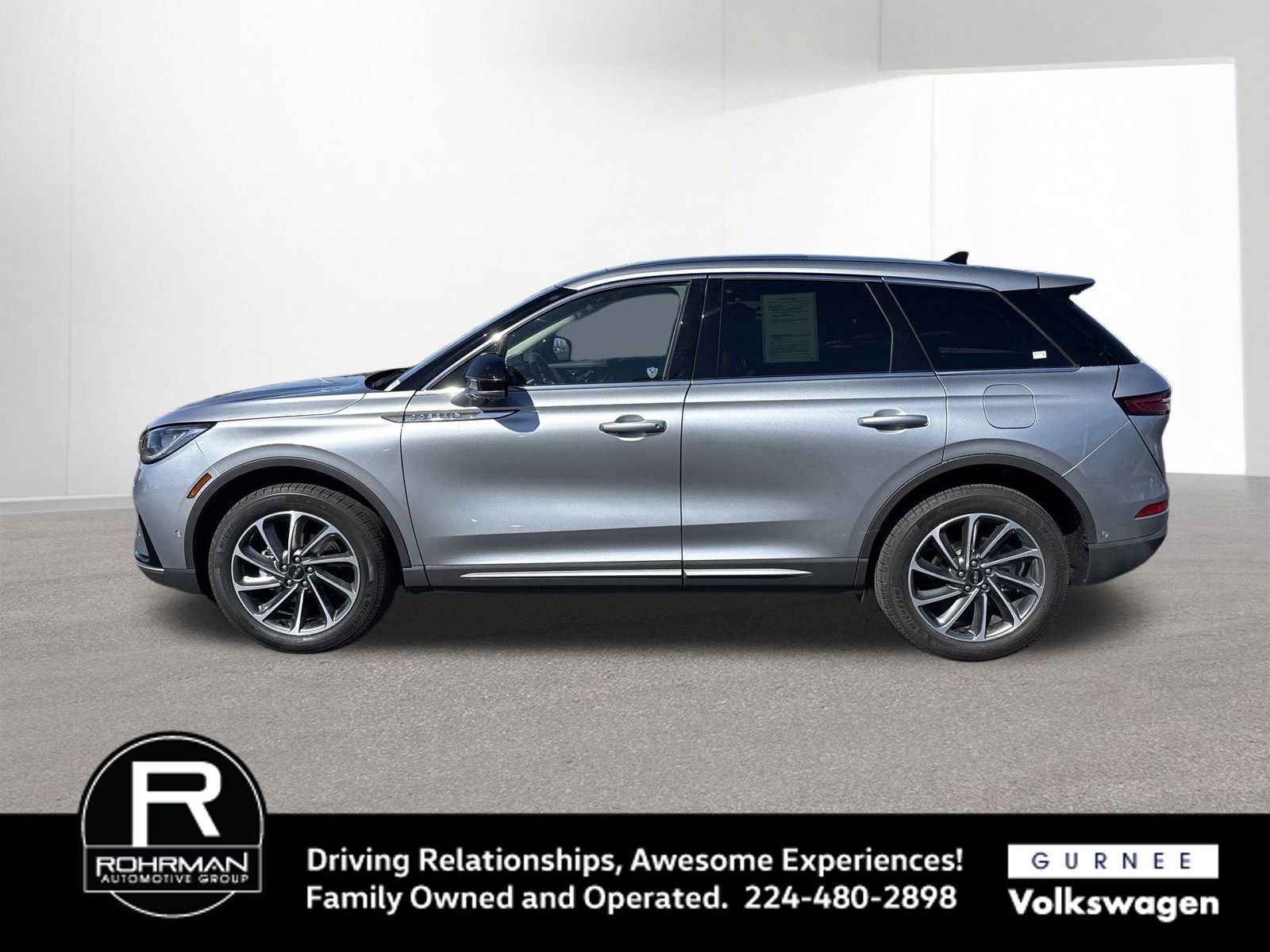 Used 2023 Lincoln Corsair AWD w/ Equipment Group 102A image 5