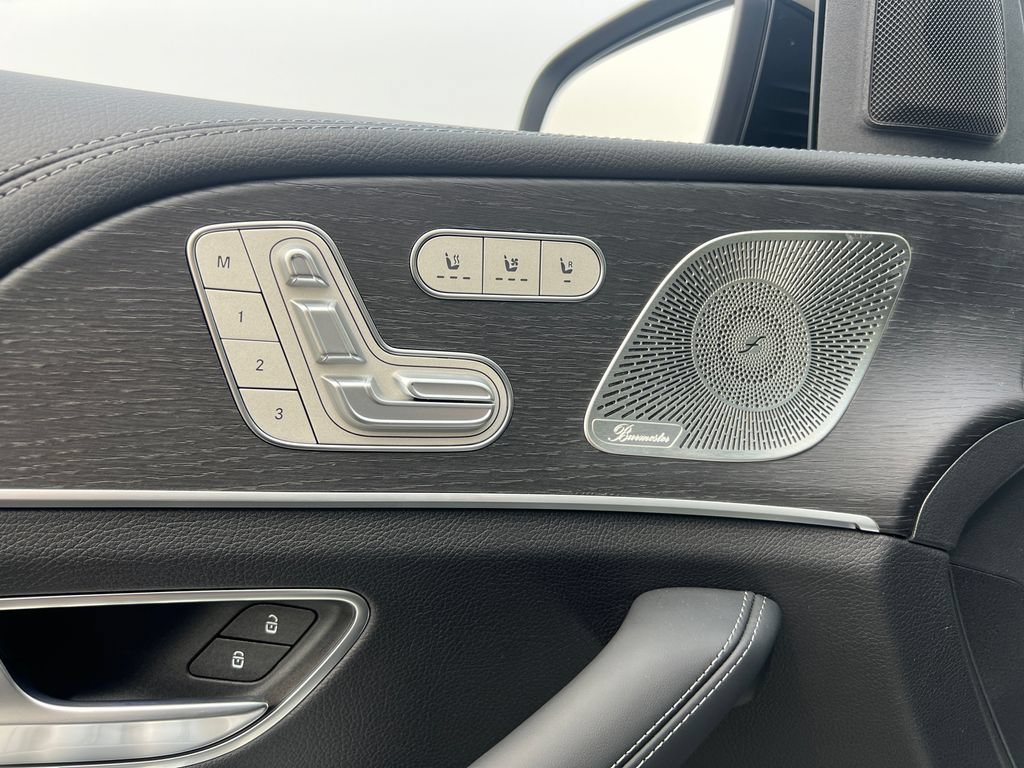 New 2026 Mercedes-Benz GLS 450 4MATIC image 12