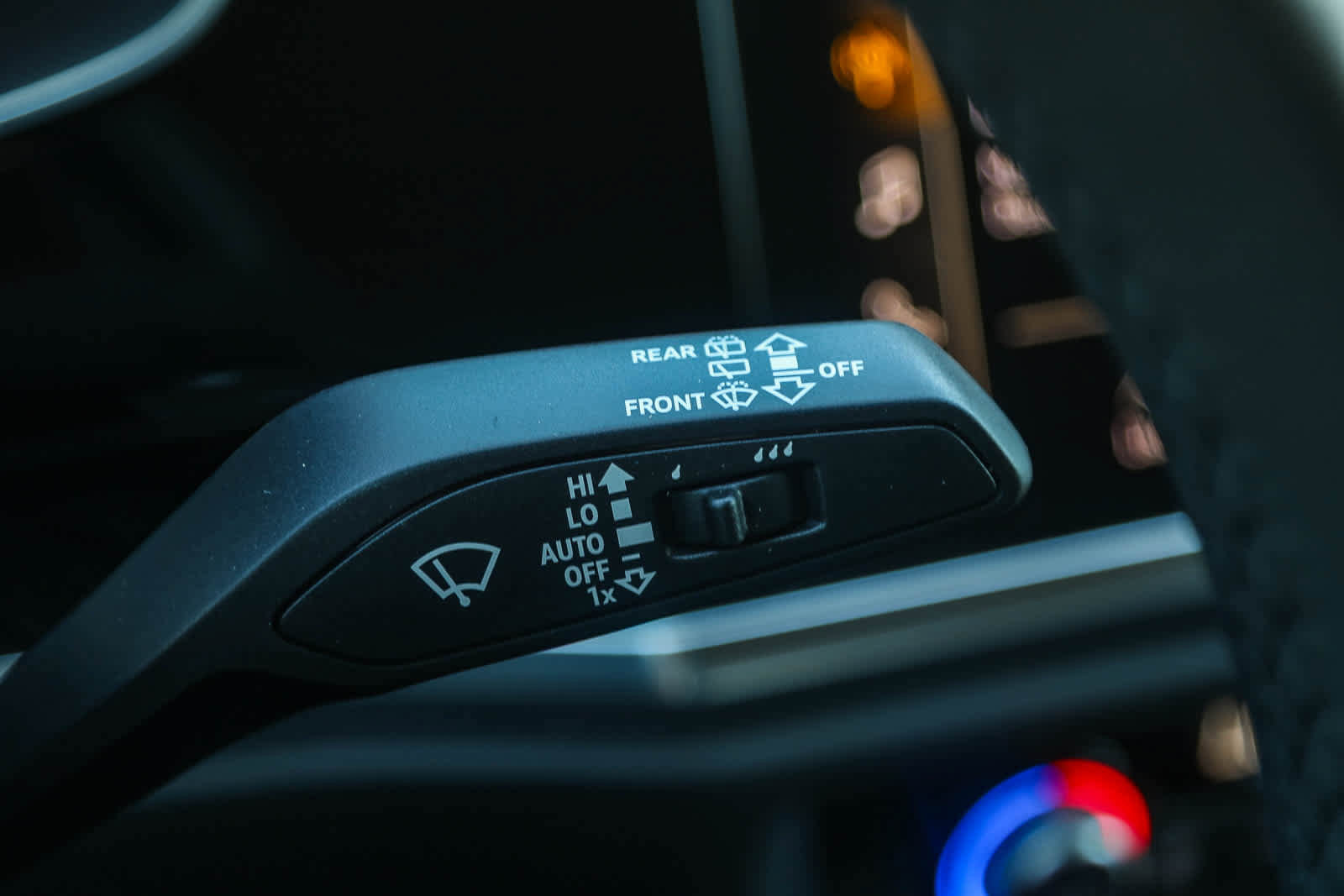 New 2025 Audi Q3 2.0T Premium image 38