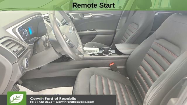 Used 2016 Ford Fusion SE image 11
