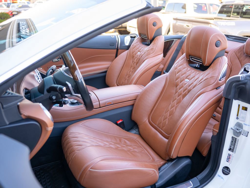 Used 2017 Mercedes-Benz S 550 Cabriolet image 9