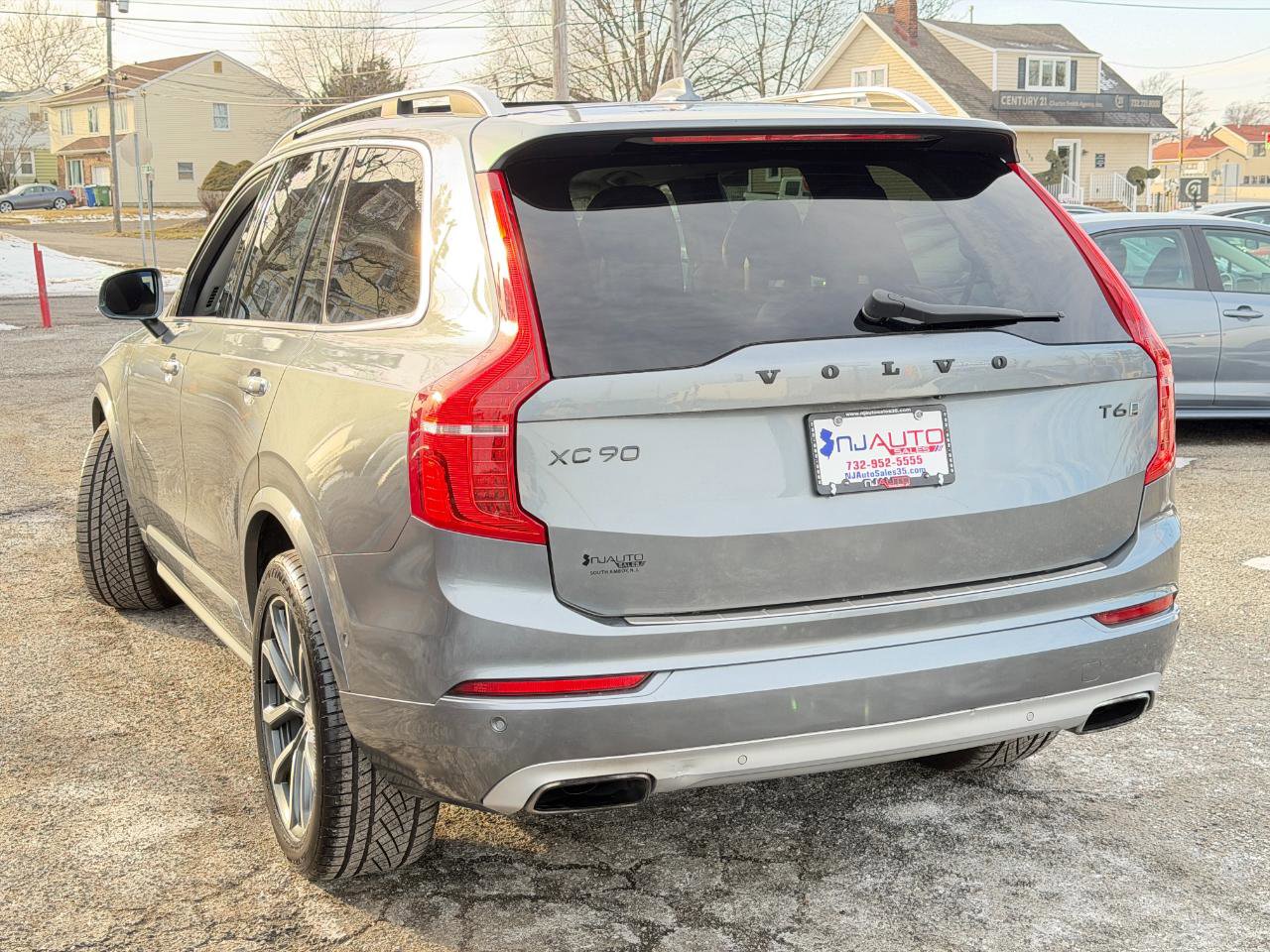 Used 2016 Volvo XC90 T6 Momentum w/ Momentum Plus Package AWD/4WD image 86