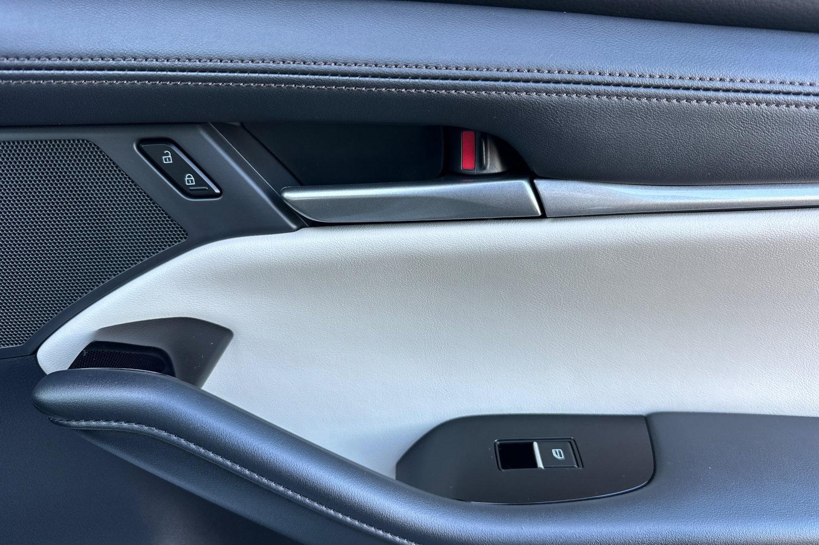 New 2026 MAZDA MAZDA3 2.5 S Sedan w/ Preferred Pkg image 18