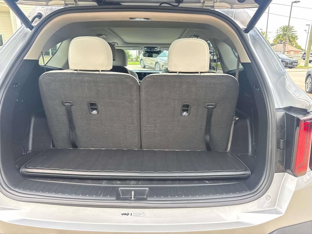 Used 2025 Kia Sorento EX w/ EX Panoramic Sunroof Package AWD/4WD image 12