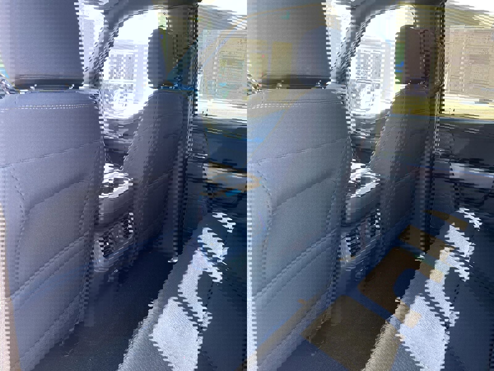 New 2025 Ford F150 XLT w/ Equipment Group 302A MID image 11