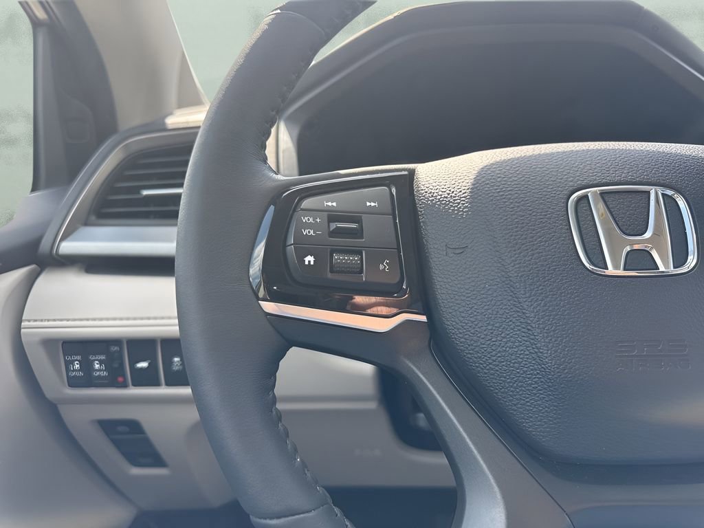 Used 2025 Honda Odyssey EX-L image 15