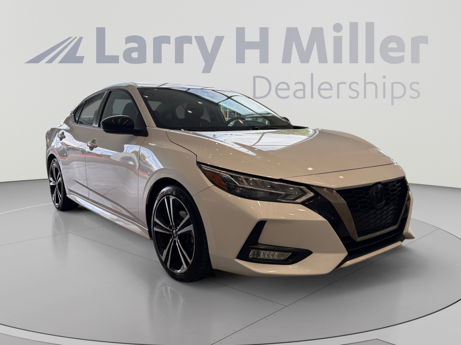 Used 2022 Nissan Sentra SR w/ Electronics Package FWD image 7