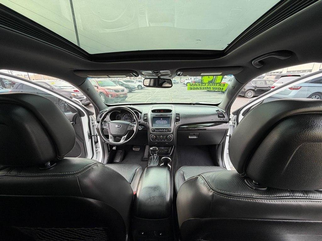 Used 2014 Kia Sorento SX FWD image 22