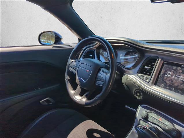 Used 2020 Dodge Challenger R/T w/ Plus Package image 25