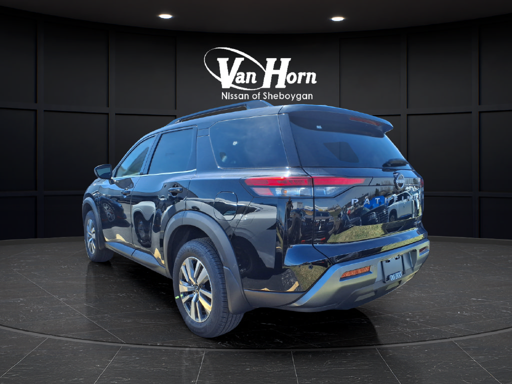 New 2026 Nissan Pathfinder SL AWD/4WD image 4