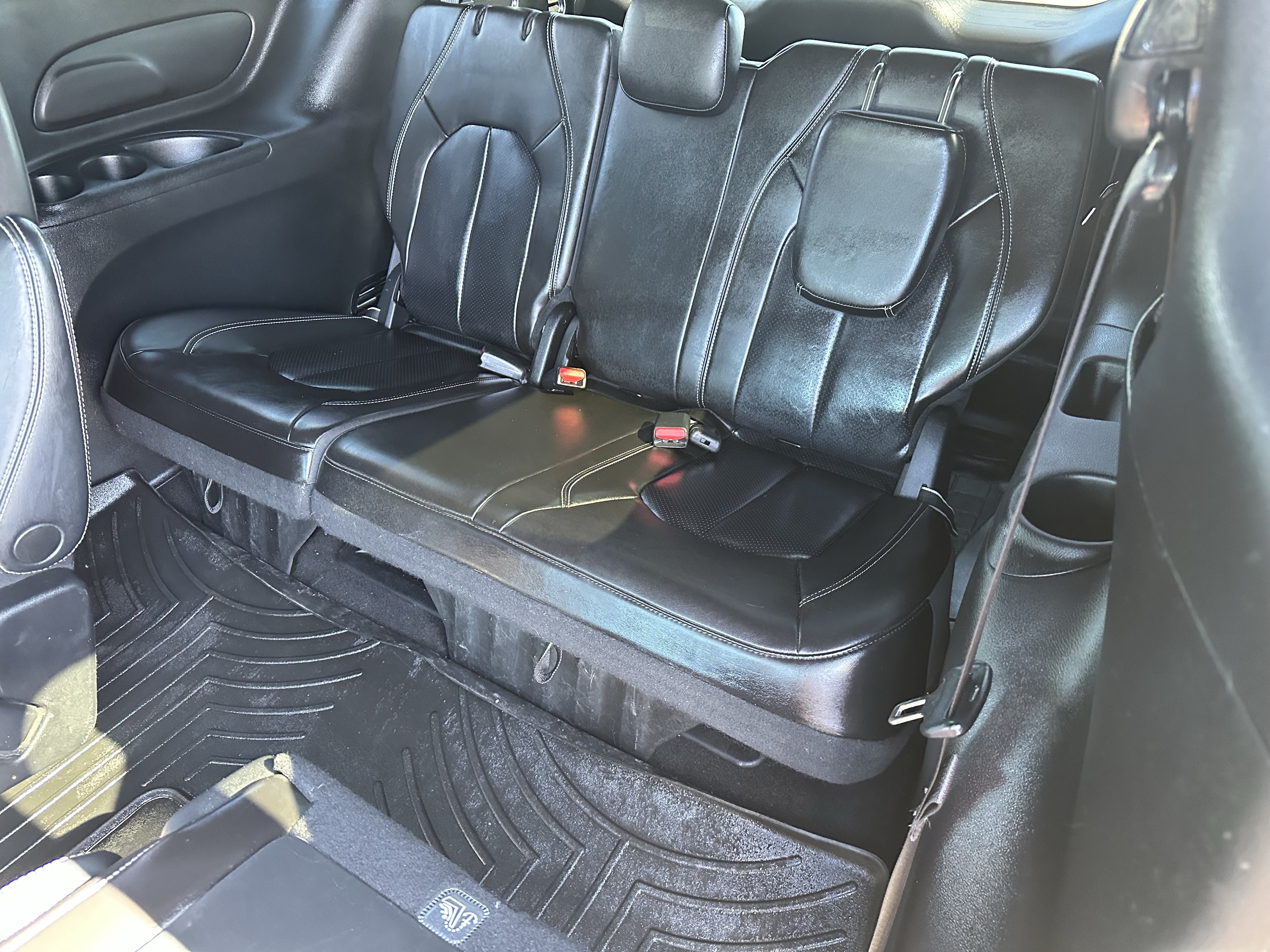 Used 2023 Chrysler Pacifica Touring-L w/ S Appearance Package FWD image 10